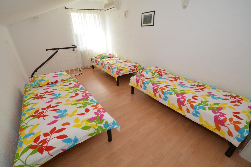 Apartments Gala ポレッチ 部屋 写真